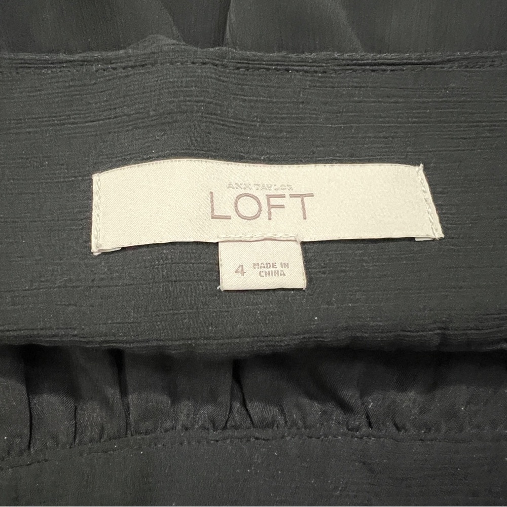 Ann Taylor LOFT Black Mini Skirt With Cumberbund Waist Size 4 - Picture 4 of 9